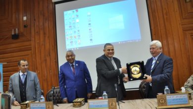 صورة جامعة كفرالشيخ تحتفل بــ”يوم الشهيد” 