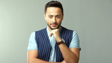 صورة حمادة هلال يخطف منديل كتب كتاب للمأذون احمد ابراهيم