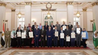 صورة د. الخشت: جامعة القاهرة ضمن أفضل 100 جامعة عالمية في 5 تخصصات