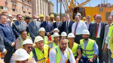 صورة محافظ القليوبية ورئيس جامعة بنها يطلقان إشارة بدء تنفيذ المرحلة الثانية لمشروع مستشفى بنها الجامعي الجديد