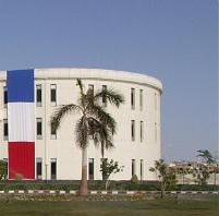 الجامعة الفرنسية