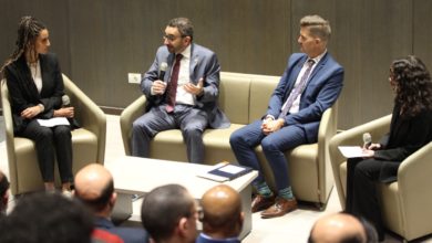 صورة وزير النقل الكندي «عمر الغبرا» يزور فرع جامعة تورونتو متروبوليتان بالقاهرة