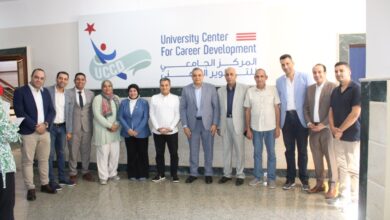 صورة رئيس جامعة كفر الشيخ يكرم المتطوعين بالمركز الجامعي للتطوير المهني بالجامعة