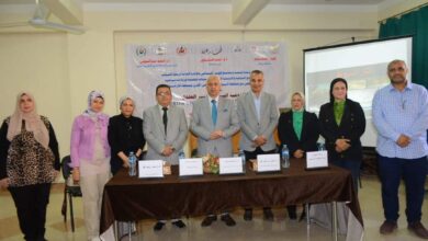 صورة «التوعية السياحية تنير العقول» ندوة تثقيفية لطلاب جامعة أسيوط