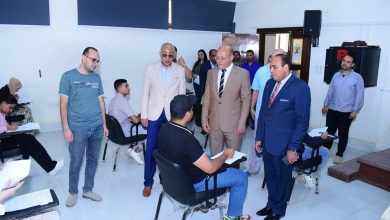 صورة 1000طالب وطالبة يؤدون امتحانات نهاية العام بالجامعة الأهلية للتعلم الإلكتروني بسوهاج