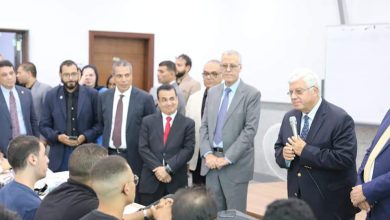 صورة وزير التعليم العالي يتفقد جامعة حلوان الأهلية ويطمئن على انتظام الدراسة بها