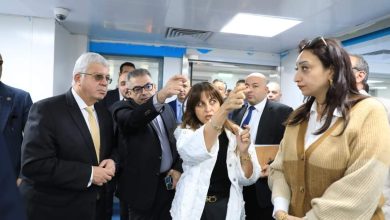 صورة وزير التعليم العالي يتفقد تجهيزات المدينة الطبية بجامعة عين شمس